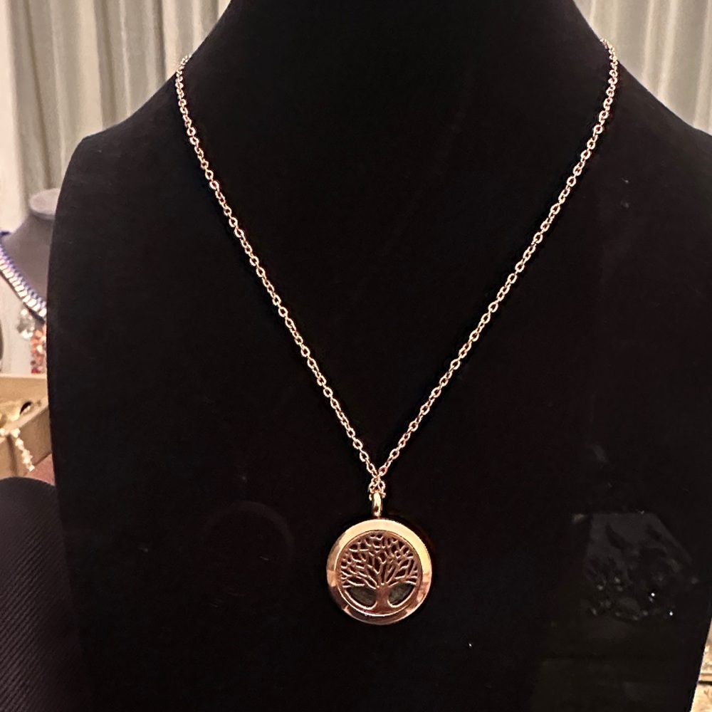 Gold Tree of Life Pendant Necklace